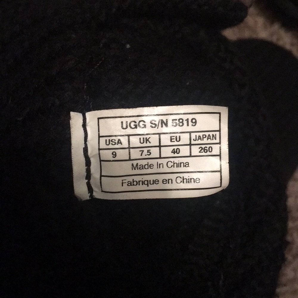 UGG Black Knit Winter Boots - Picture 4 of 4